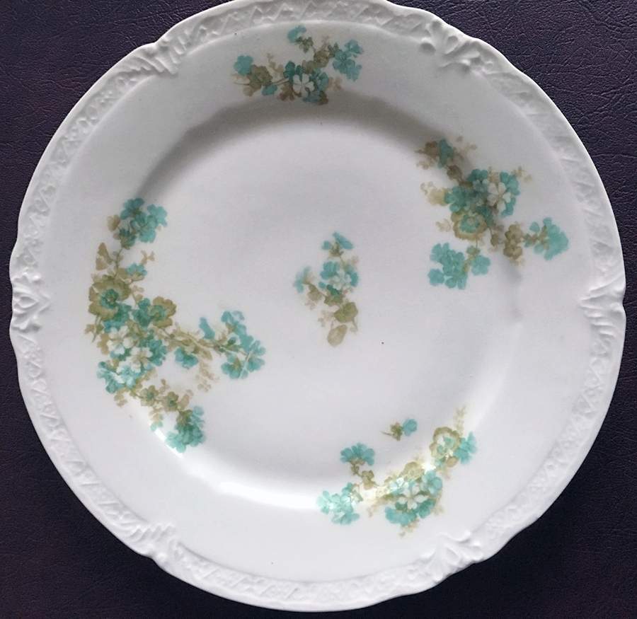 BOG164 Dinner Plate by George Borgfeldt-1