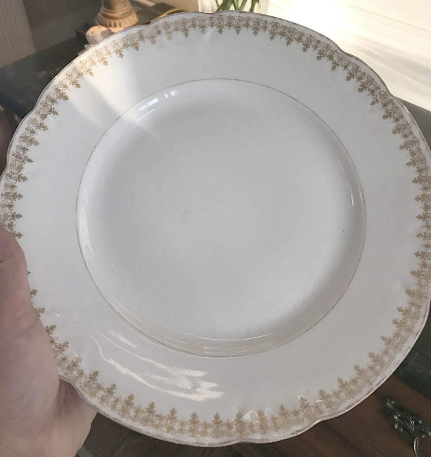 BOG165 Dinner Plate by George Borgfeldt-1