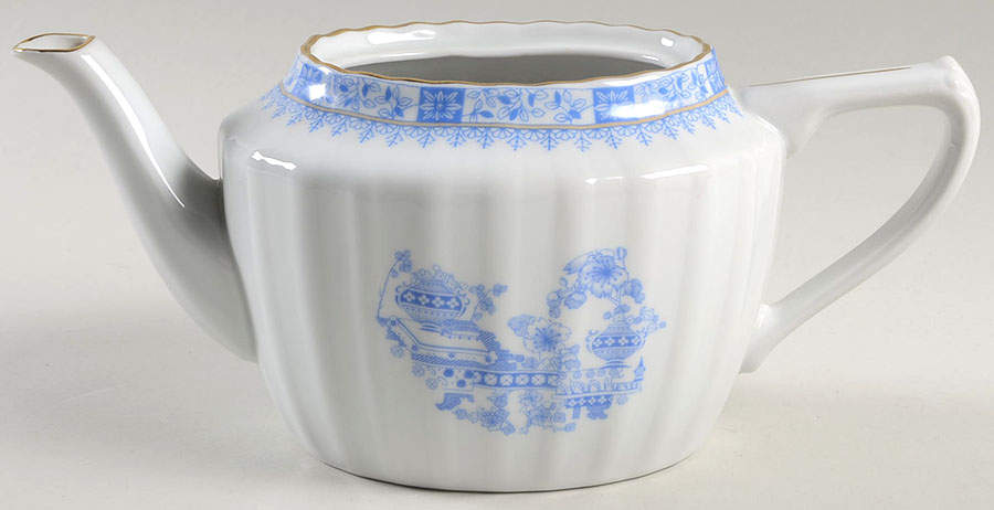 China Blau Teapot No Lid by Bavaria-1