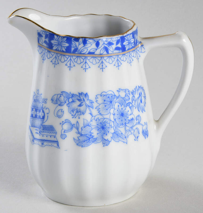 China Blau Creamer by Bavaria-1