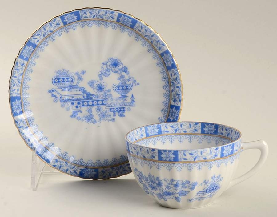 China Blau Flat Cup & Saucer Set by Bavaria-1