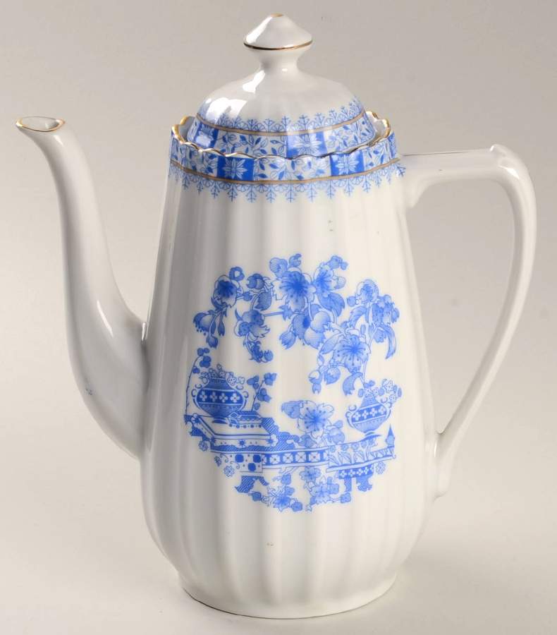 China Blau Coffee Pot & Lid by Bavaria-1