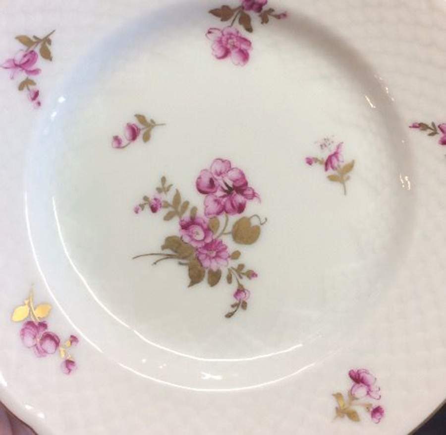 BIG108 Dinner Plate by Bing & Grondahl-1