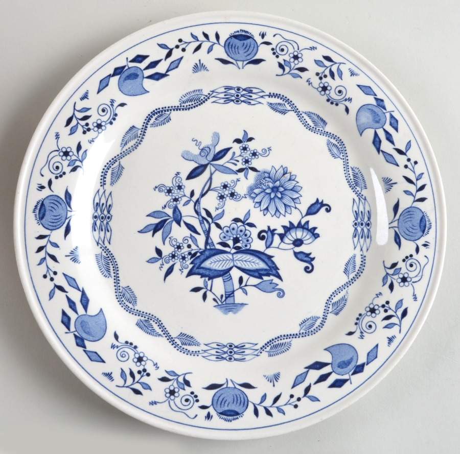 Dekor Zwiebel (Blue Onion) Dinner Plate by Boch-1