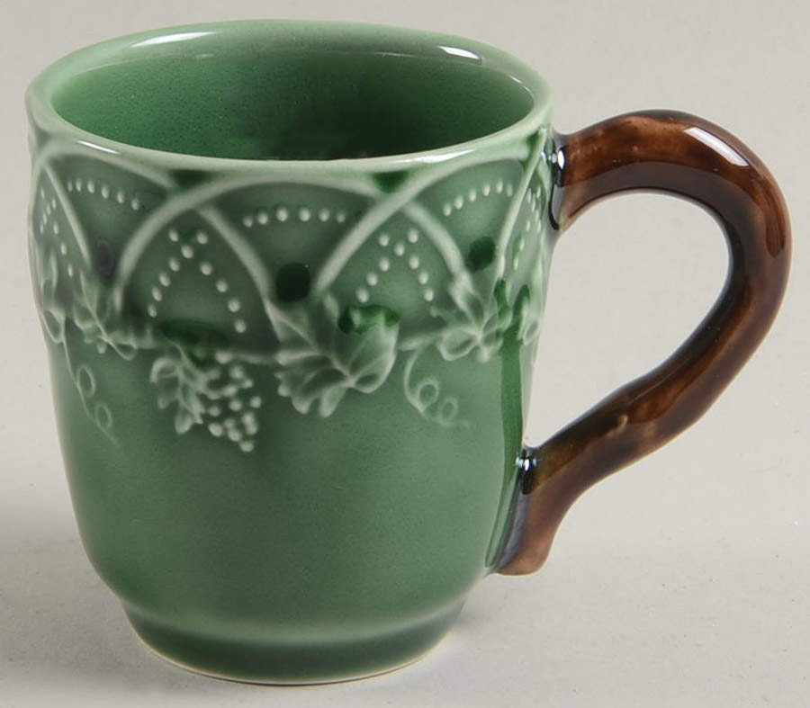 Woods Hunting Flat Cup by Bordallo Pinheiro-1