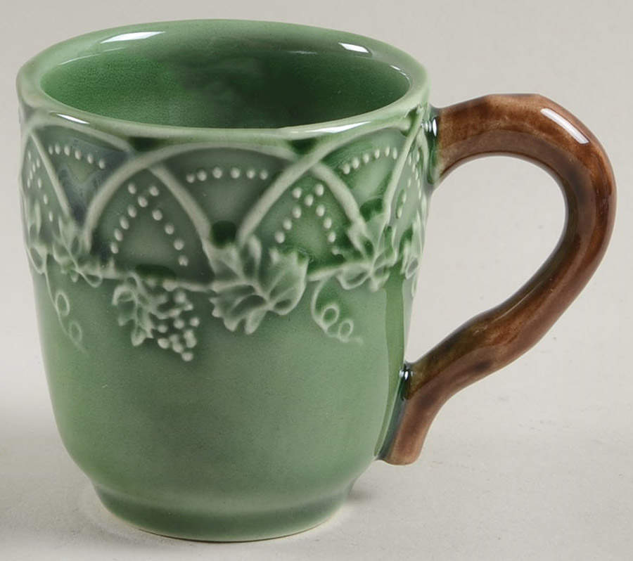 Woods Hunting Flat Cup by Bordallo Pinheiro-1