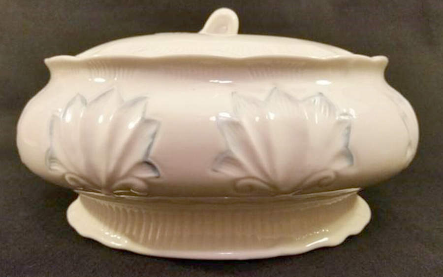 Collectors Society Covered Footed Bowl by Belleek Pottery (Ireland)-1