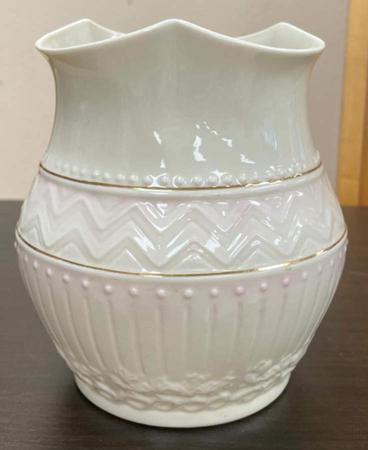 Vases Colonial Vase by Belleek Pottery (Ireland)-1