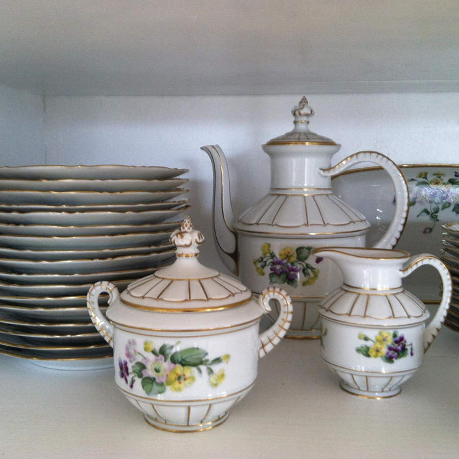 BIG111 Teapot & Lid by Bing & Grondahl-1