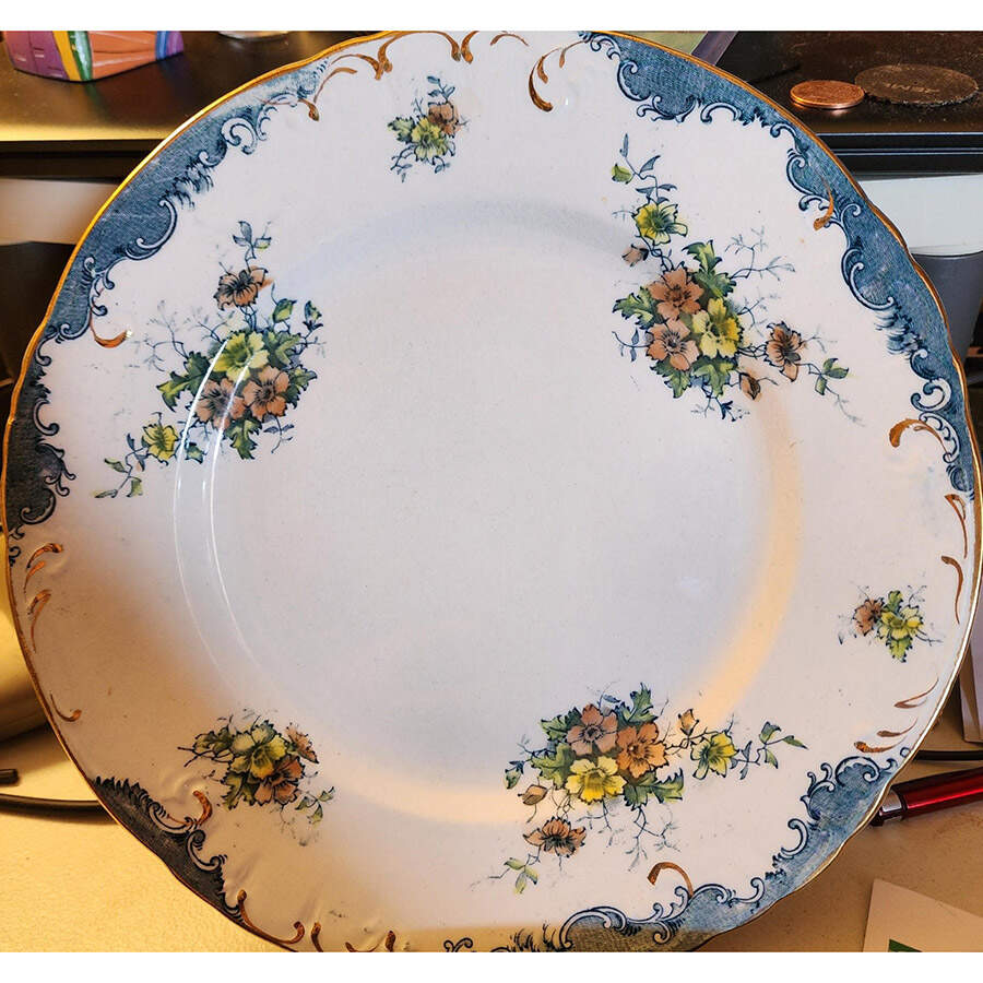 1900 Dinner Plate by British Anchor-1