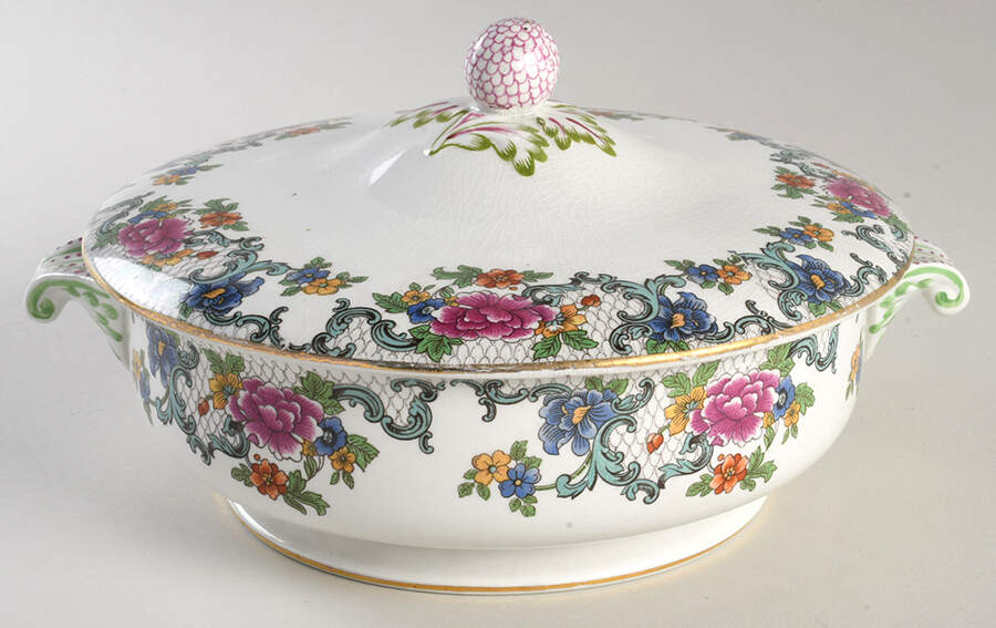 Floradora (Multi Scalloped) Round Covered Vegetable by Booths-1