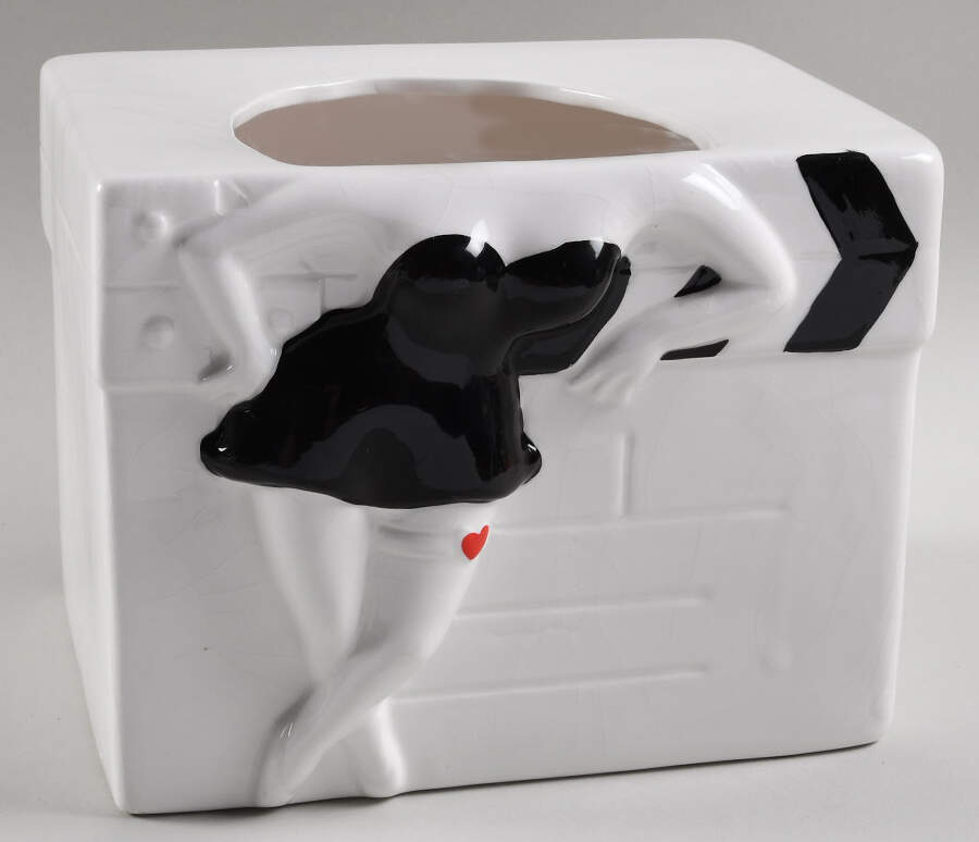 Cookie Jars Figural Cookie Jar No Lid by Benjamin & Medwin-1