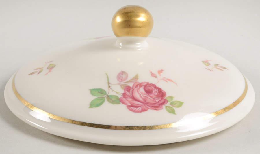 Dolly Madison Lid for Round Vegetable by Castleton (USA)-1