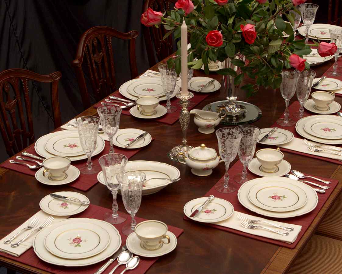 Dolly Madison 45 Piece Estate Set by Castleton (USA)-1