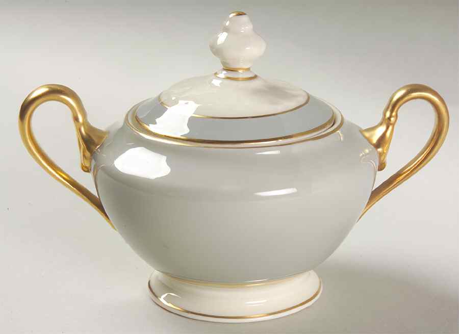 Fernmere Sugar Bowl & Lid by Castleton (USA)-1