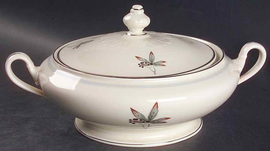 Glenwood Round Covered Vegetable by Castleton (USA)-1