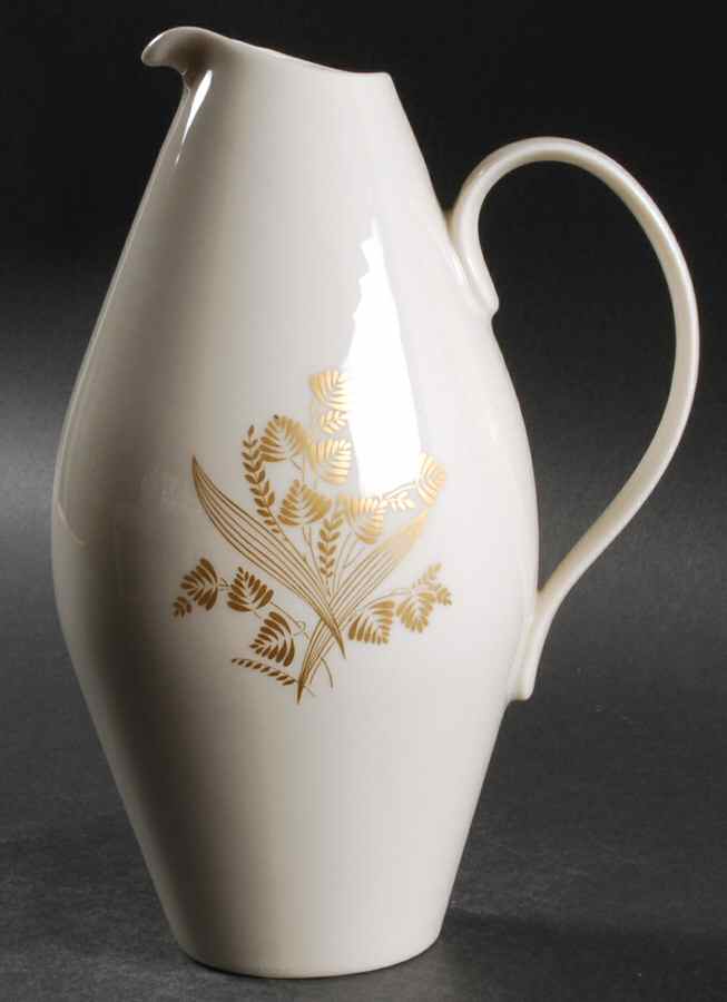 Golden Meadow 32 Oz Pitcher by Castleton (USA)-1