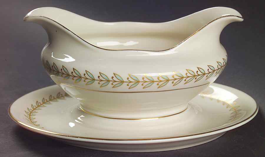 Grosvenor Gravy Boat with Attached Underplate by Castleton (USA)-1