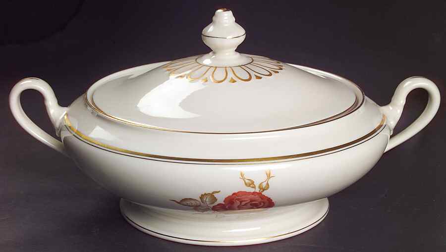 June Round Covered Vegetable by Castleton (USA)-1