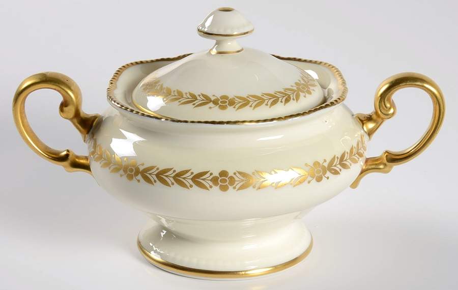 Laurel Sugar Bowl & Lid by Castleton (USA)-1