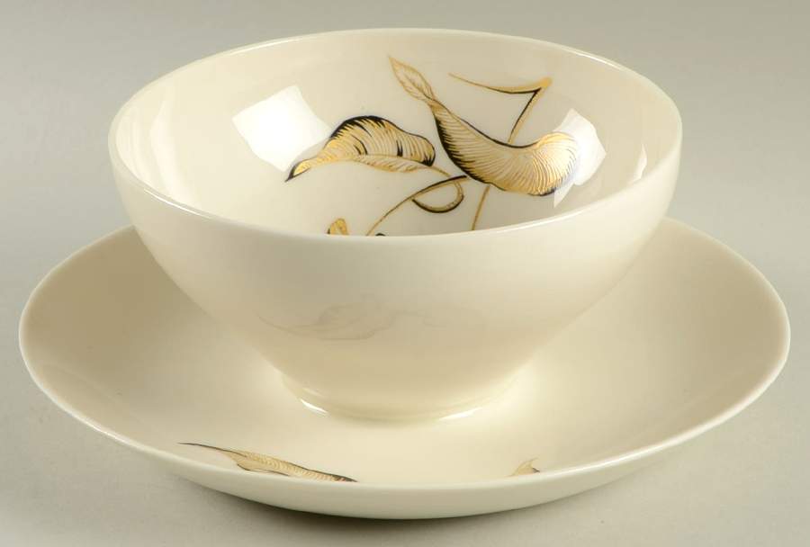 Lyana (Coupe Shape) Gravy Boat with Attached Underplate by Castleton (USA)-1