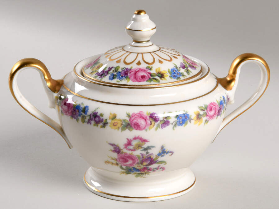 Manor Sugar Bowl & Lid by Castleton (USA)-1