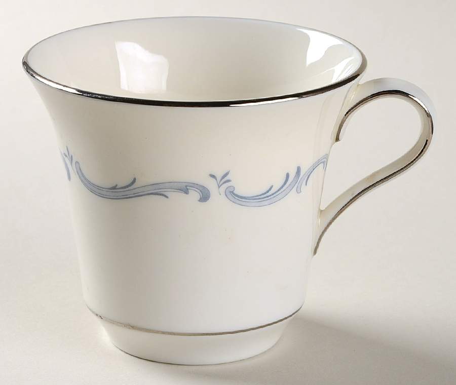 Musicalle Flat Cup by Castleton (USA)-1
