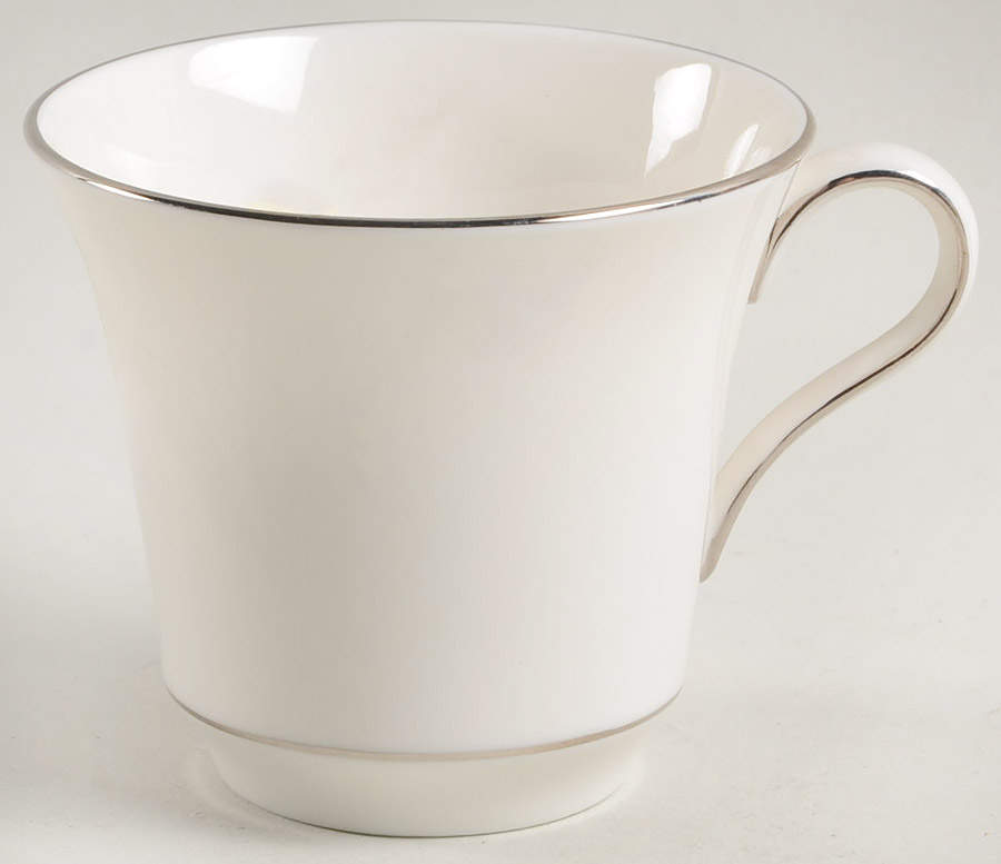 Overture Flat Cup by Castleton (USA)-1