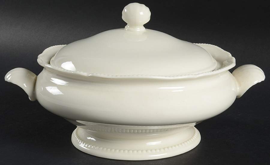 Pearl White Round Covered Vegetable by Castleton (USA)-1