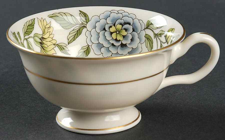 Ravenna Footed Cup by Castleton (USA)-1