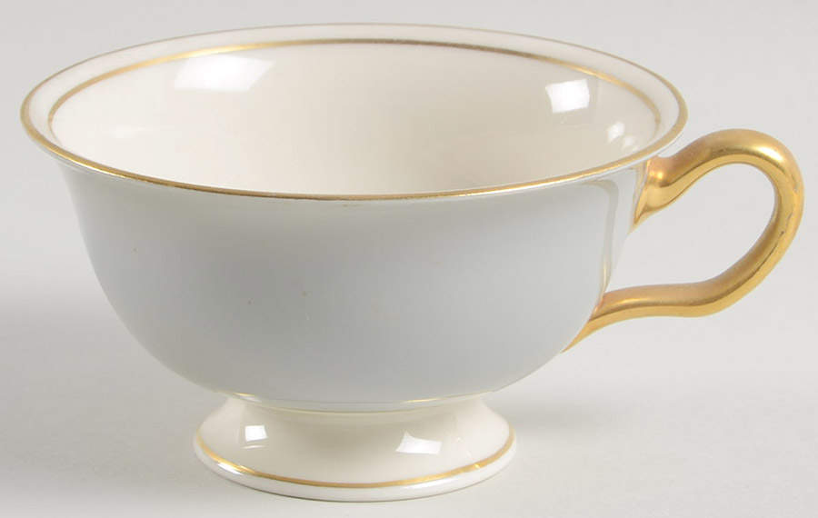 Rosemere Footed Cup by Castleton (USA)-1