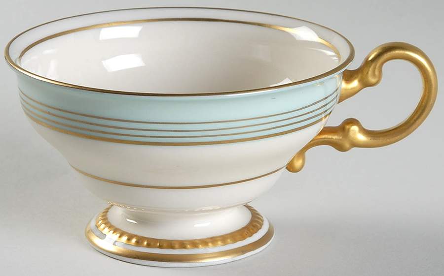 Tremont Footed Cup by Castleton (USA)-1