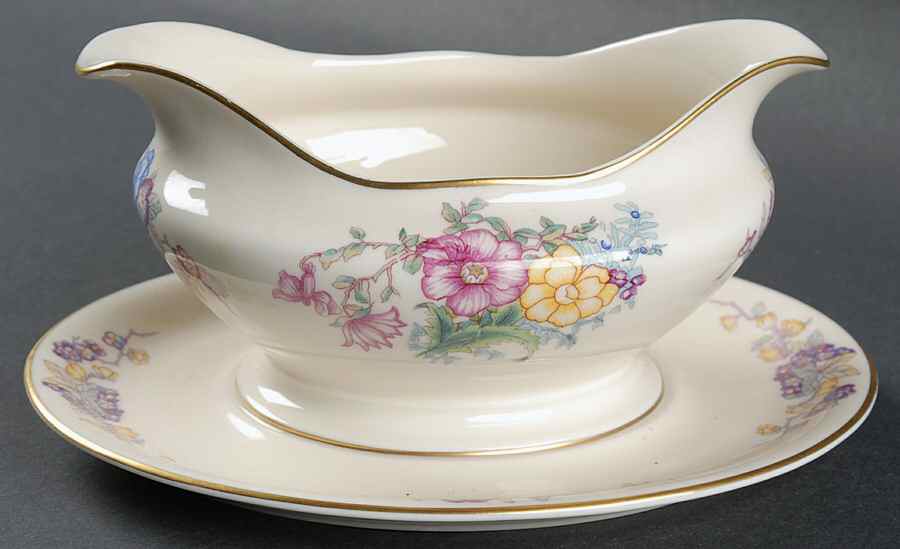 Venetian Gravy Boat with Attached Underplate by Castleton (USA)-1