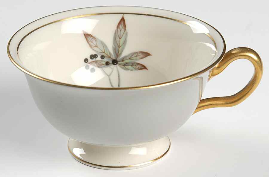Woodmere Footed Cup by Castleton (USA)-1