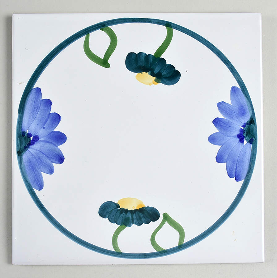Arioso Trivet by Caleca-1