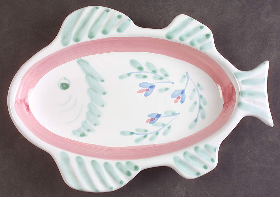 Pink Garland Fish Plate by Caleca-1