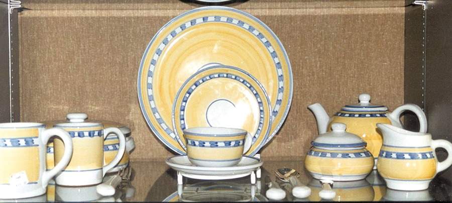 Sara Dinner Plate by Caleca-1