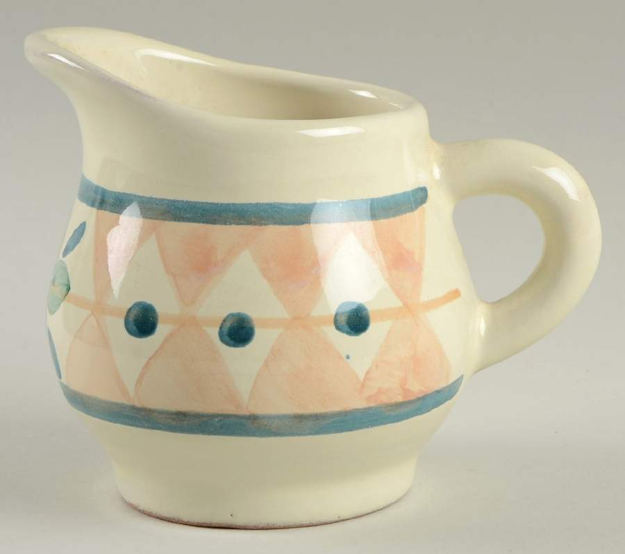 Sparagio Creamer by Caleca-1