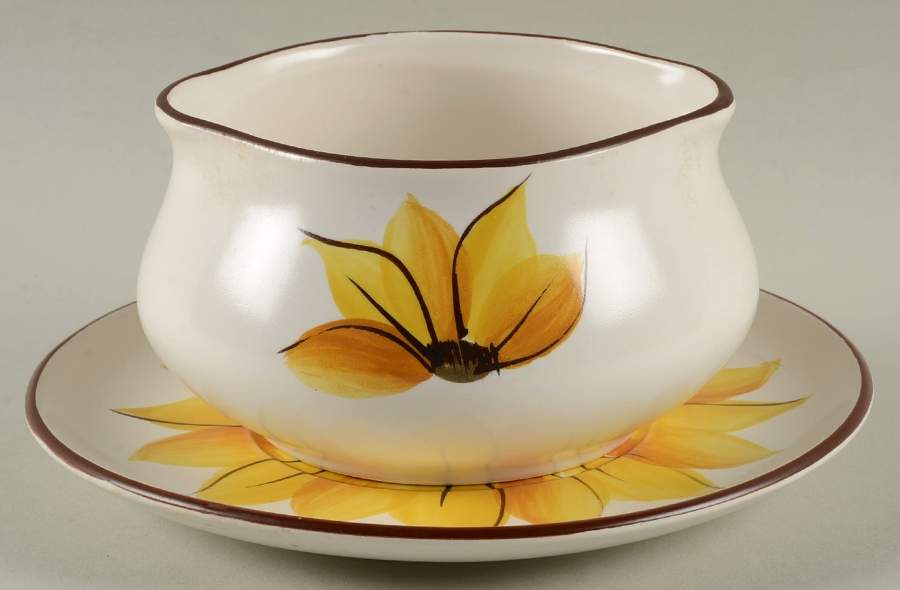 Mexacal (Coupe) Gravy Boat & Underplate by Casual Ceram-1