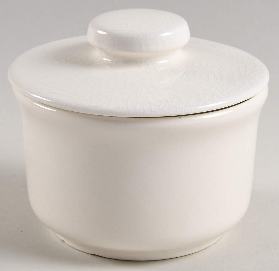 Christmas Sugar Bowl & Lid by Carlton (Japan)-1