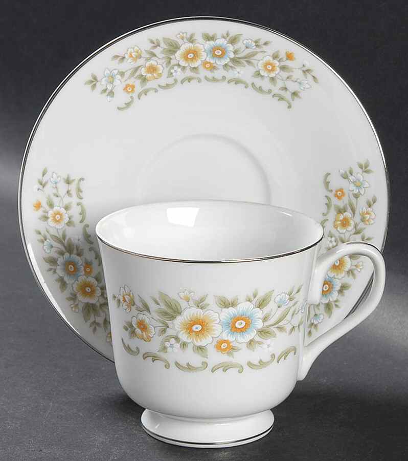 Concerto Footed Cup & Saucer Set by Carlton (Japan)-1
