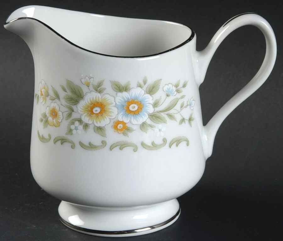 Concerto Creamer by Carlton (Japan)-1