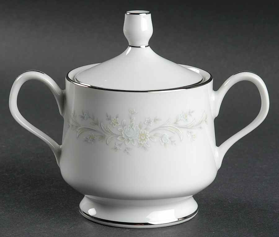 Remembrance Sugar Bowl & Lid by Carlton (Japan)-1