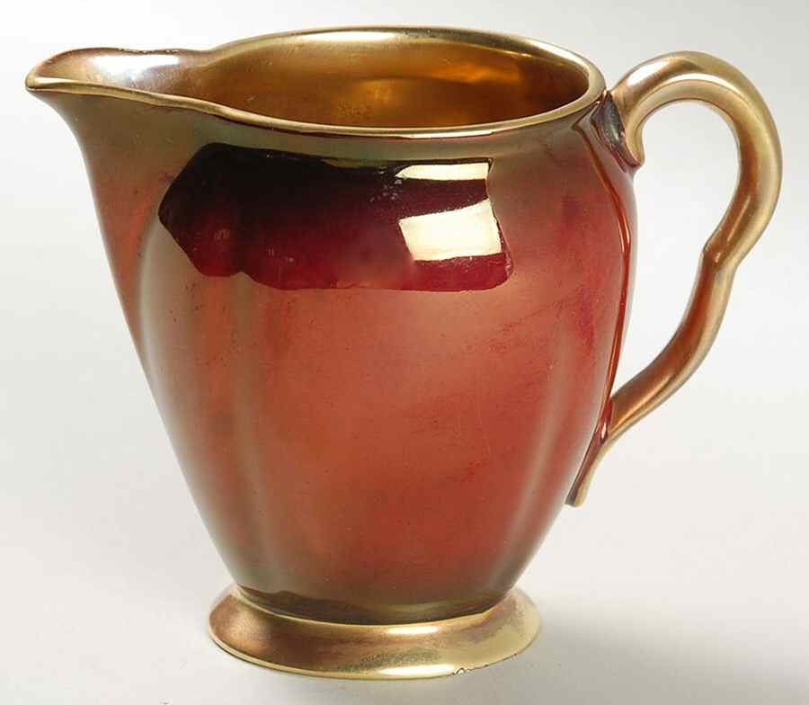 Rouge Royale Creamer by Carlton Ware (England)-1