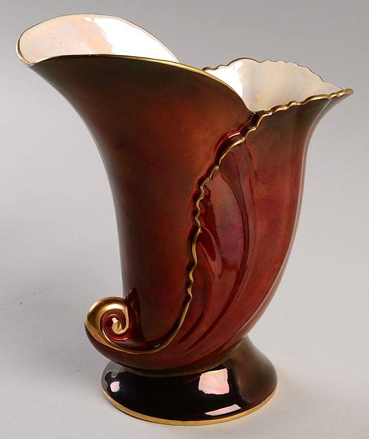 Rouge Royale 7" Cornucopia Vase by Carlton Ware (England)-1