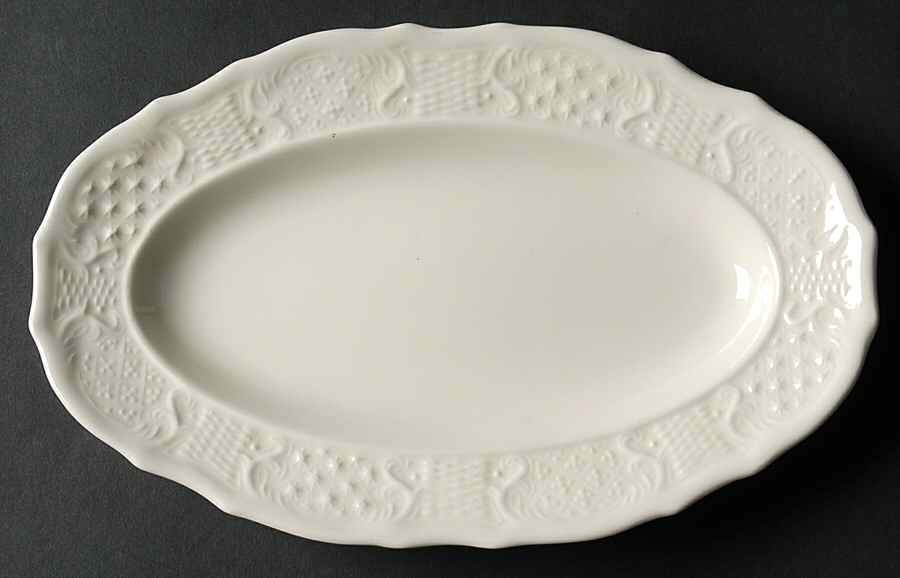 American Traditional Relish/Gravy Underplate by Canonsburg-1