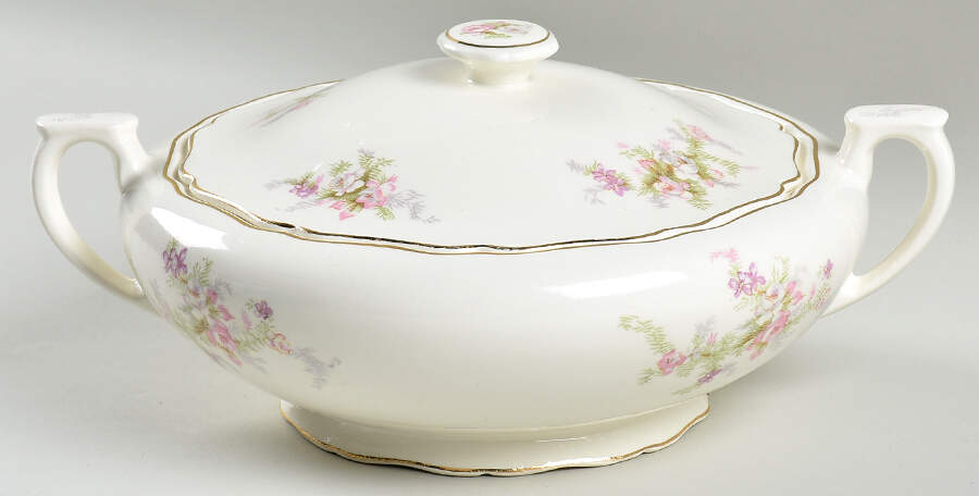CAN19 Round Covered Vegetable by Canonsburg-1