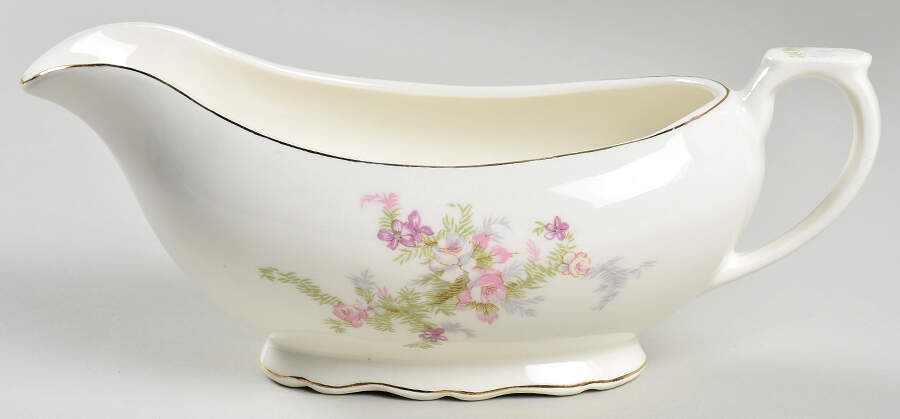 CAN19 Gravy Boat by Canonsburg-1