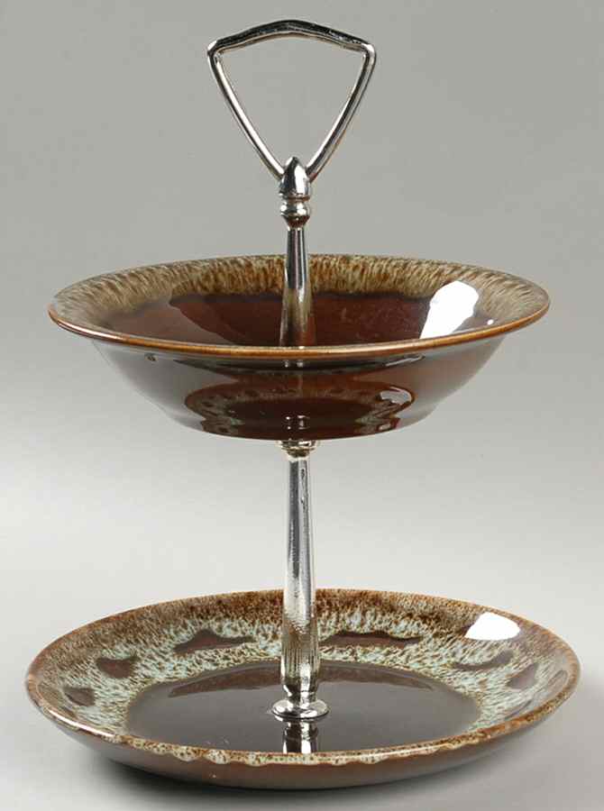 CAN38 2-Tiered Serving Tray (Salad Plate & Fruit Bowl) by Canonsburg-1