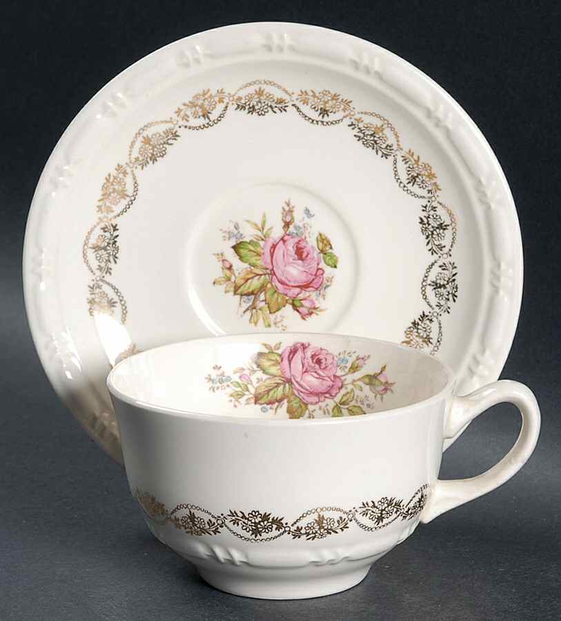 CAN59 Flat Cup & Saucer Set by Canonsburg-1